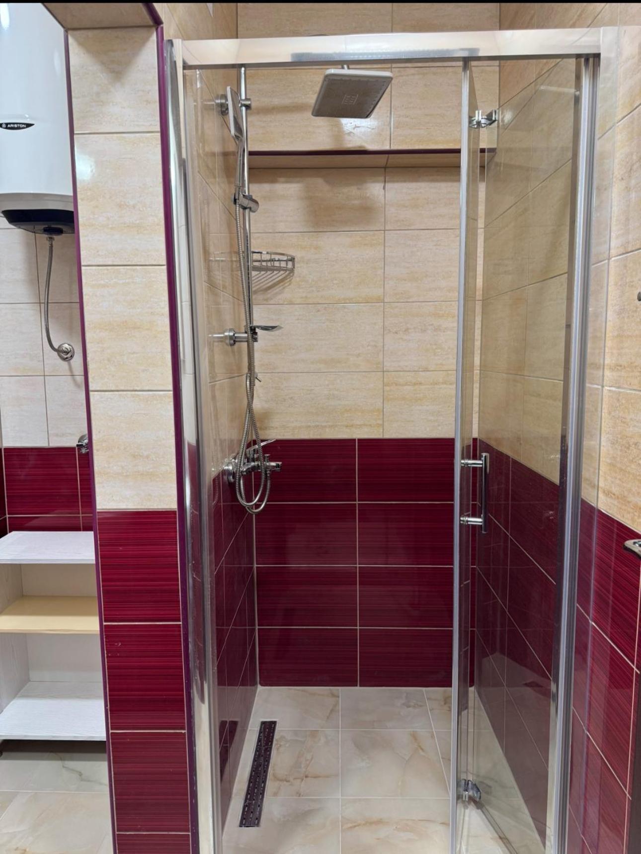Apartmani Breze พอดโกริกา ภายนอก รูปภาพ